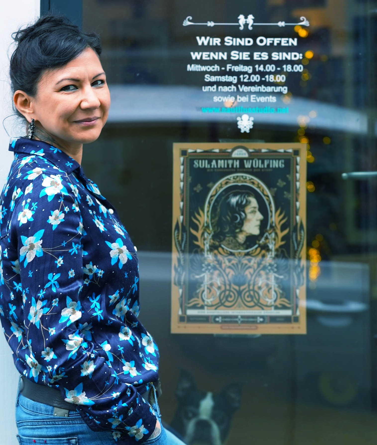 Yvette Endrijautzki in front of her gallery in Wuppertal, 2021